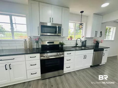 808 Rowell St, Mobile, AL 36606 photo 6