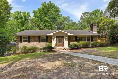 640 E Chelsea Dr, Mobile, AL 36608