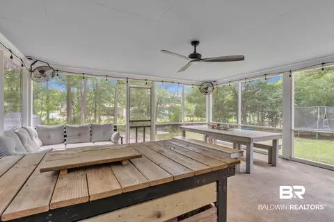 224 Cache Cir, Chickasaw, AL 36611 photo 27