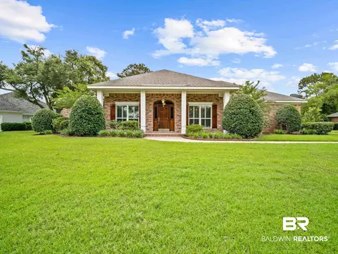 633 Glen Eagles Ave, Gulf Shores, AL 36542