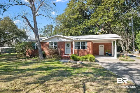 30577 Baldwin St, Perdido Beach, AL 36530