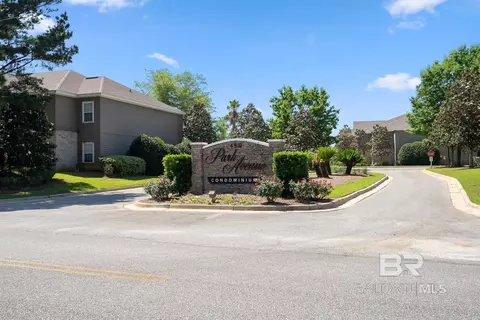 450 Park Ave #112, Foley, AL 36535
