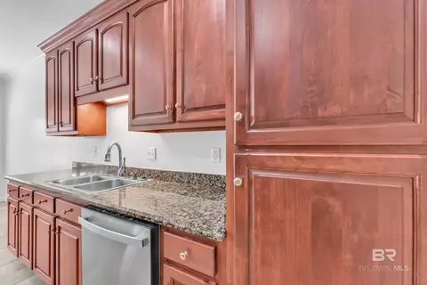 Kitchen - 9508 Collier Loop, Daphne, AL 36526 photo 2 of 3