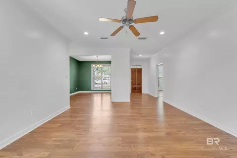 Living - 9508 Collier Loop, Daphne, AL 36526 photo 3 of 4