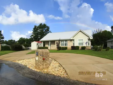 2882 Eslava Cir, Lillian, AL 36549