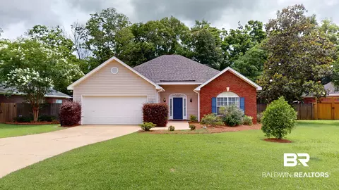 20575 Lowry Dr, Fairhope, AL 36532