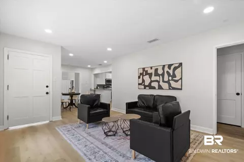 3512 Spring Hill Ave, Mobile, AL 36608 photo 3