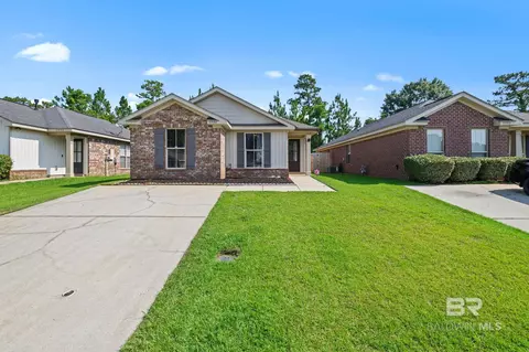 8956 Spring Grv, Mobile, AL 36695