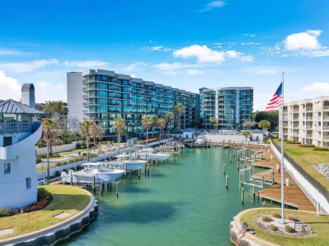 27582 Canal Rd #2605, Orange Beach, AL 36561