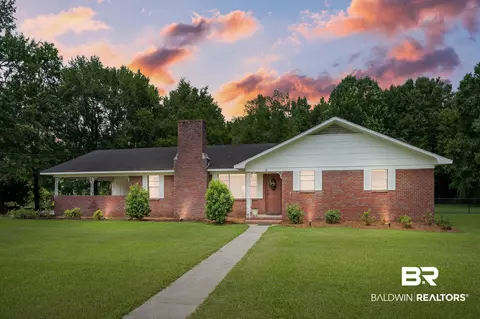 56 Old Bratt Rd, Atmore, AL 36502