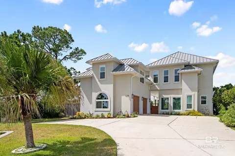 16338 Tarpon Dr, Pensacola, FL 32507