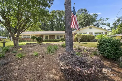 308 Patlynn Dr, Fairhope, AL 36532