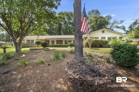 308 Patlynn Dr, Fairhope, AL 36532