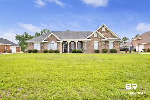 9345 Clubhouse Dr, Foley, AL 36535