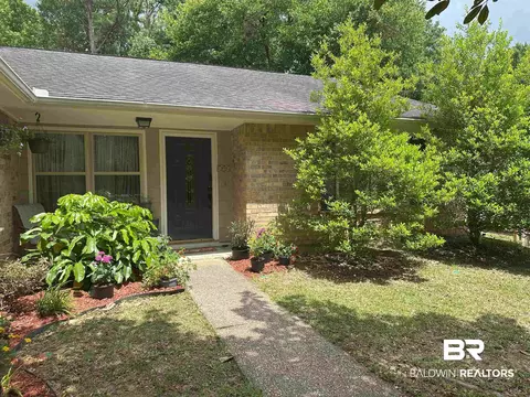 124 Lake Forest Blvd, Daphne, AL 36526