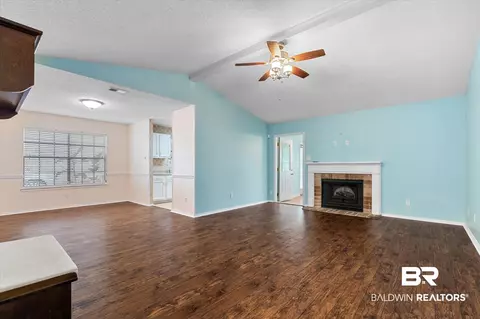 5645 Green Tree Rd, Mobile, AL 36609 photo 2