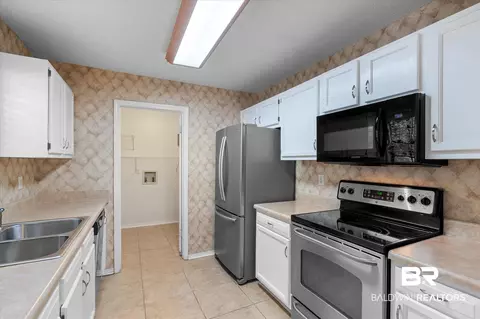 5645 Green Tree Rd, Mobile, AL 36609 photo 6