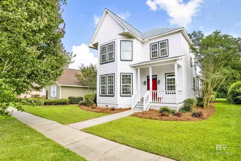10152 Papa George St, Daphne, AL 36526