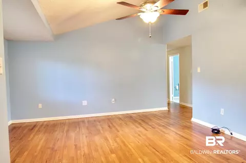 700 E Myrtle Ave, Foley, AL 36535 photo 8