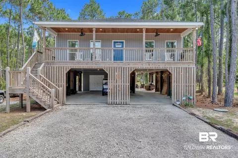 227 Conde Ave, Dauphin Island, AL 36528