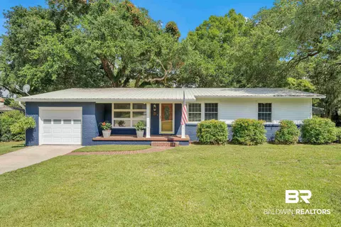 252 S Bayview St, Fairhope, AL 36532