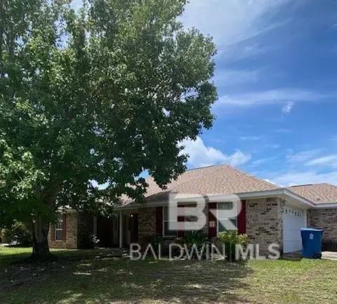 2260 Twin Pines Cir, Gulf Shores, AL 36542