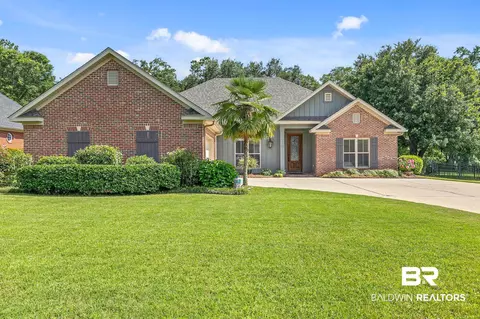 303 S Tee Dr, Fairhope, AL 36532