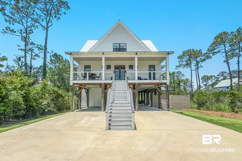 5105 Bayou Dr, Orange Beach, AL 36561