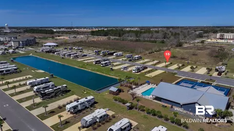 709 Vacation Cir, Foley, AL 36535