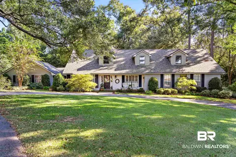 10333 Plantation Dr, Daphne, AL 36526