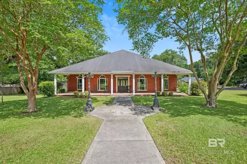 11570 Waterford Dr, Irvington, AL 36544