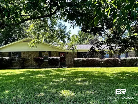 45718 Red Hill Rd, Bay Minette, AL 36507