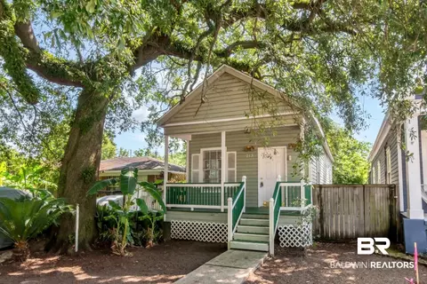213 S Scott St, Mobile, AL 36602
