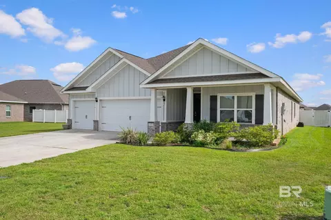 24884 Smarty Jones Cir, Daphne, AL 36526