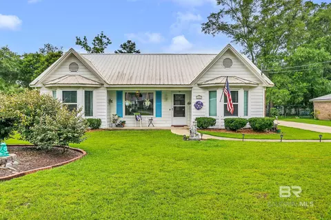 516 Juniper Pl Dr, Foley, AL 36535