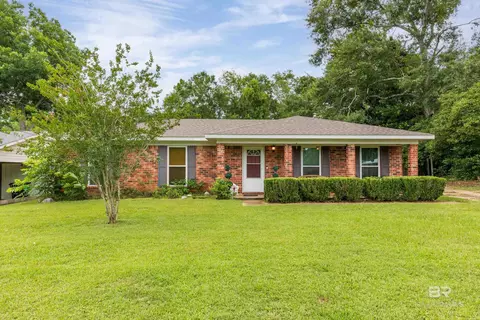 6770 King Arthur Dr, Mobile, AL 36619