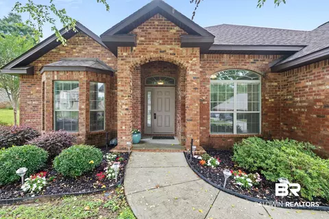 2554 Masters Ct, Mobile, AL 36618 photo 2