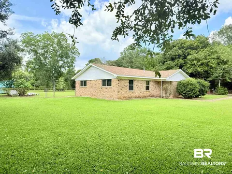 15931 Flowerwood Rd, Loxley, AL 36551