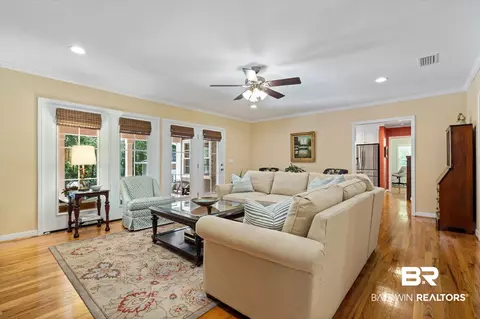 429 Byron Ave, Mobile, AL 36609 photo 3