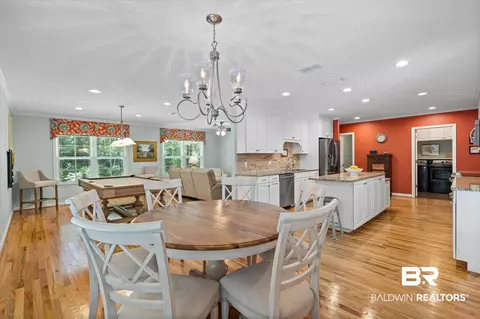 429 Byron Ave, Mobile, AL 36609 photo 14