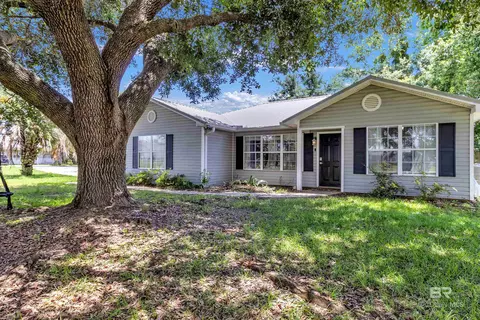 221 Howard Cir, Gulf Shores, AL 36542