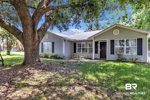221 Howard Cir, Gulf Shores, AL 36542
