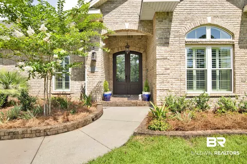 8358 Forest Ln, Foley, AL 36535