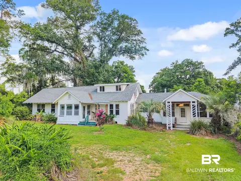 7189 Helton Dr, Foley, AL 36535