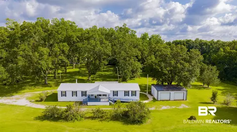 25700 County Road 71, Robertsdale, AL 36567