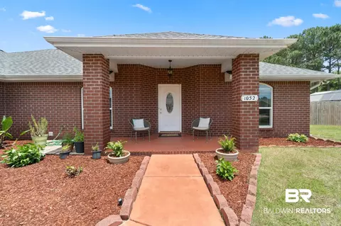 1052 Ashley Rd, Milton, FL 32583 photo 2