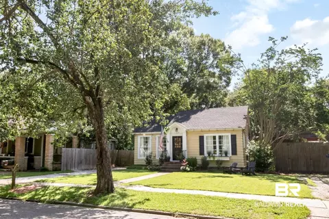 153 Glenwood St, Mobile, AL 36606