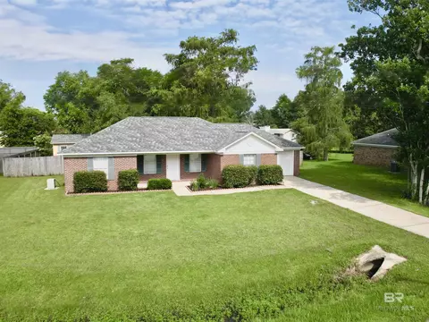 4194 S Holley St, Loxley, AL 36551