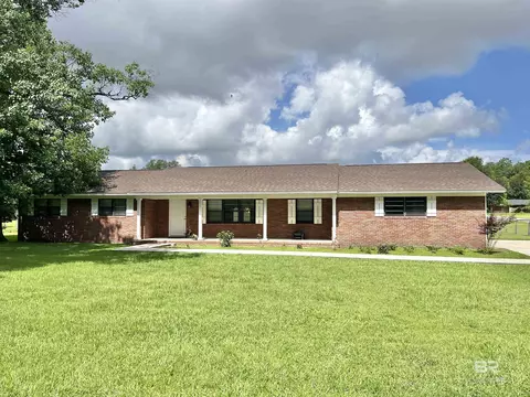 300 Tatom Ave, Atmore, AL 36502