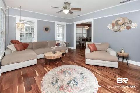 1961 Myrtle Ave, Mobile, AL 36606 photo 2